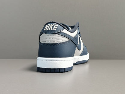 NIKE Dunk - Georgetown Sneakers - Red Unisex Streetwear Limited Edition