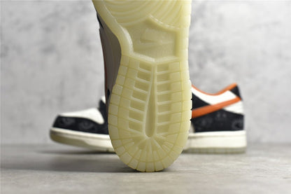 NIKE Dunk - Halloween Sneakers - Red Unisex Streetwear Limited Edition