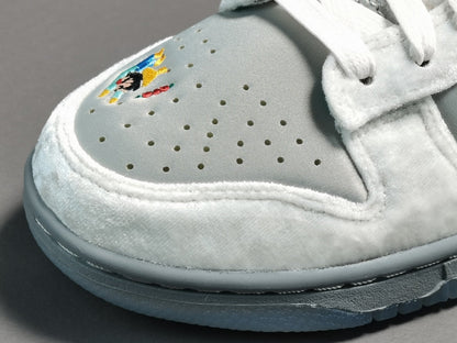 NIKE Dunk - Ice Sneakers - White Unisex Streetwear Limited Edition