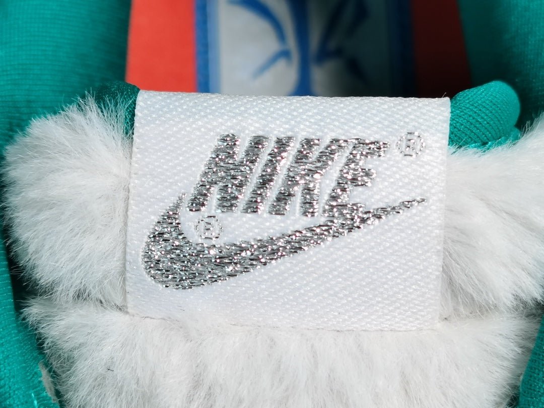 NIKE Dunk - Ice Sneakers - White Unisex Streetwear Limited Edition