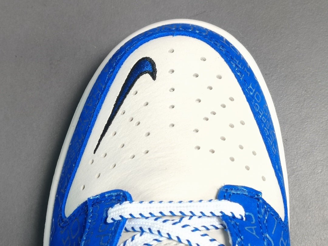 NIKE Dunk - Jackie Robinson Sneakers - Red Unisex Streetwear Limited Edition