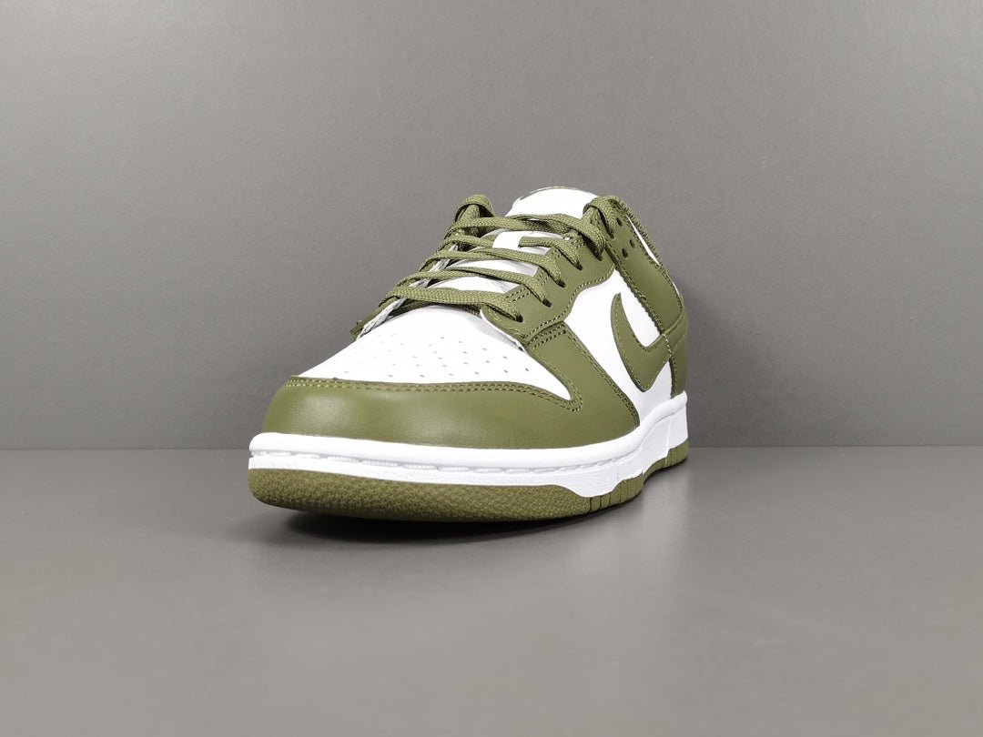 NIKE Dunk - Medium Olive Sneakers Unisex Streetwear Limited Edition