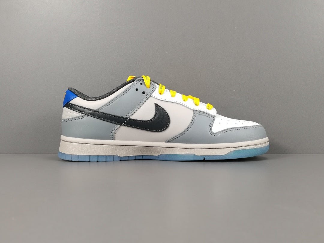 NIKE Dunk - North Carolina Sneakers - White Unisex Streetwear Limited Edition - Introducing the Nike Dunk North Carolina, a classic sneaker that pays tribute to the rich