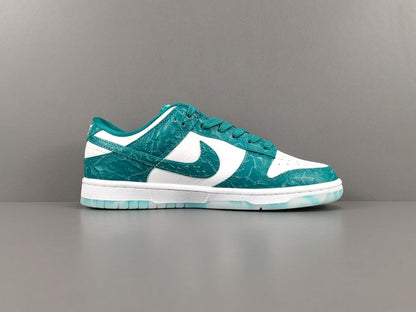 NIKE Dunk - Ocean Sneakers - Black Unisex Streetwear Limited Edition