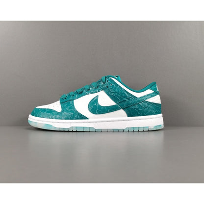 NIKE Dunk - Ocean Sneakers - Black Unisex Streetwear Limited Edition