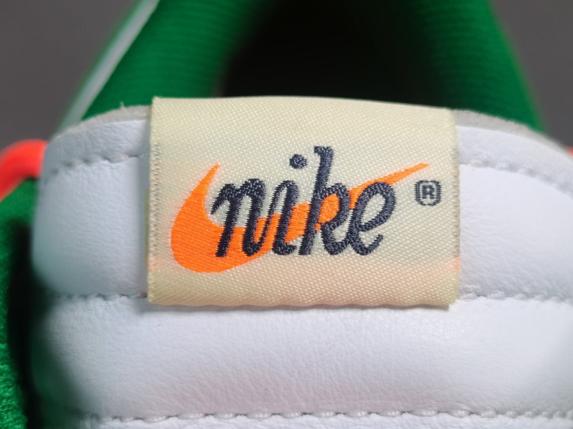 NIKE Dunk - Off-white Pine Green Sneakers Unisex Streetwear Limited Edition