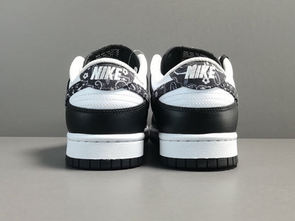 NIKE Dunk - Paisley Pack Sneakers - Black Unisex Streetwear Limited Edition