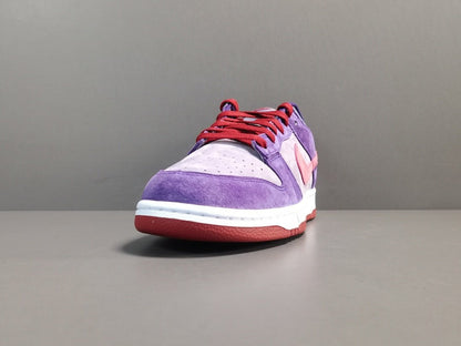 NIKE Dunk - Plum Sneakers - Red Unisex Streetwear Limited Edition
