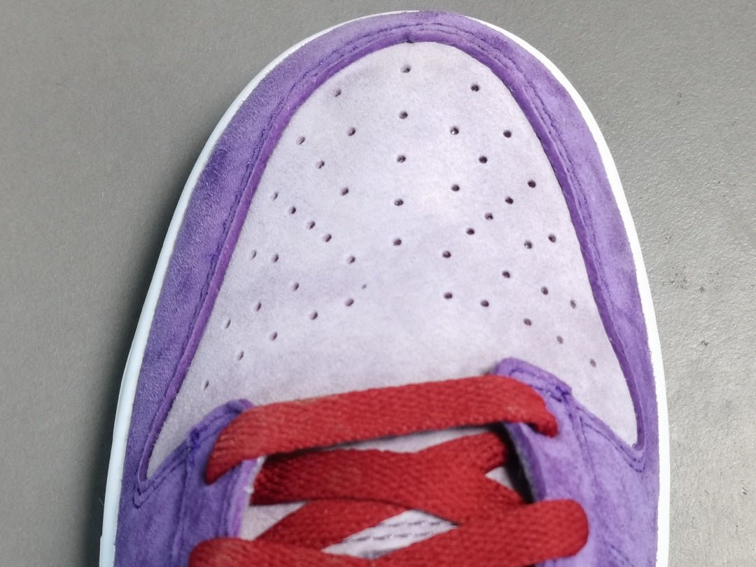NIKE Dunk - Plum Sneakers - Red Unisex Streetwear Limited Edition