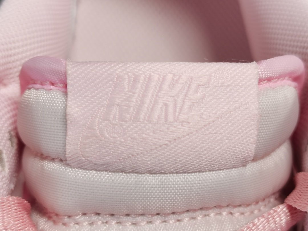 NIKE Dunk - Prism Sneakers - Pink Unisex Streetwear Limited Edition