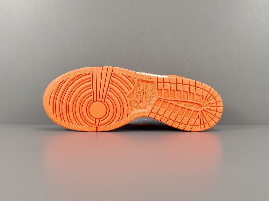 NIKE Dunk - Syracuse Sneakers - White Unisex Streetwear Limited Edition