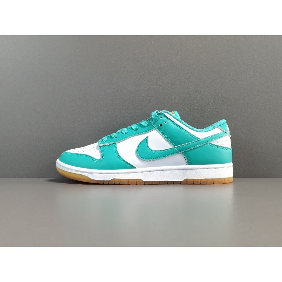 NIKE Dunk - Teal Zeal Sneakers - Red Unisex Streetwear Limited Edition