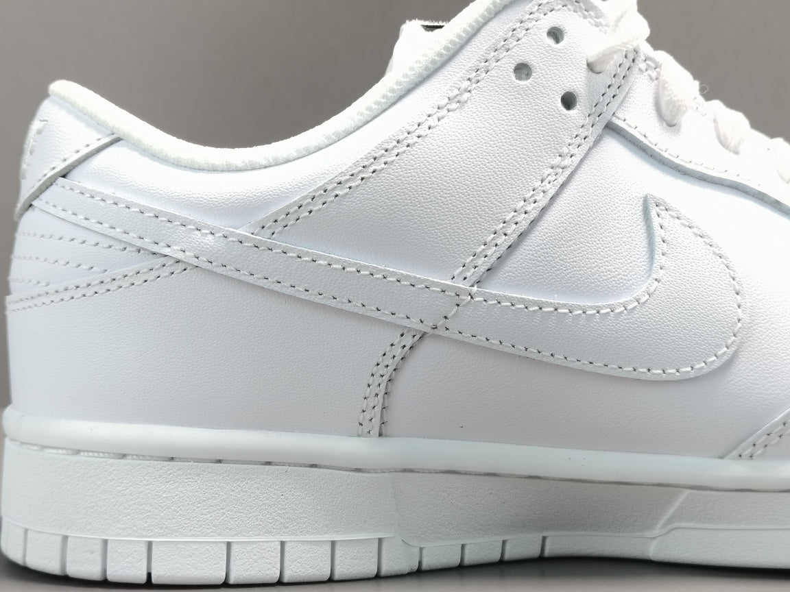 NIKE Dunk - Triple Sneakers - White Unisex Streetwear Limited Edition