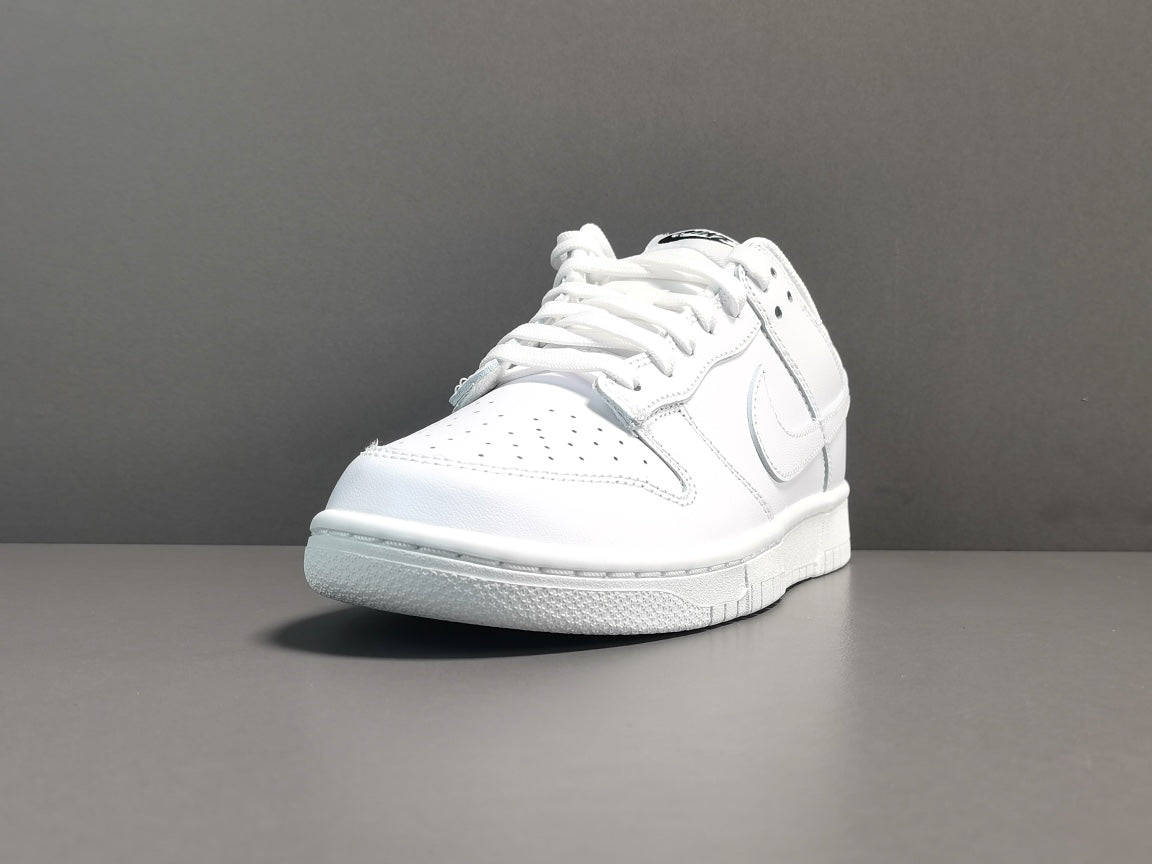 NIKE Dunk - Triple Sneakers - White Unisex Streetwear Limited Edition