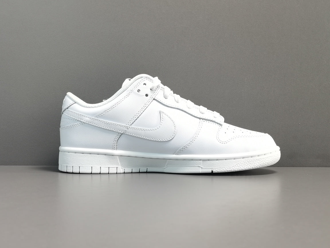 NIKE Dunk - Triple Sneakers - White Unisex Streetwear Limited Edition