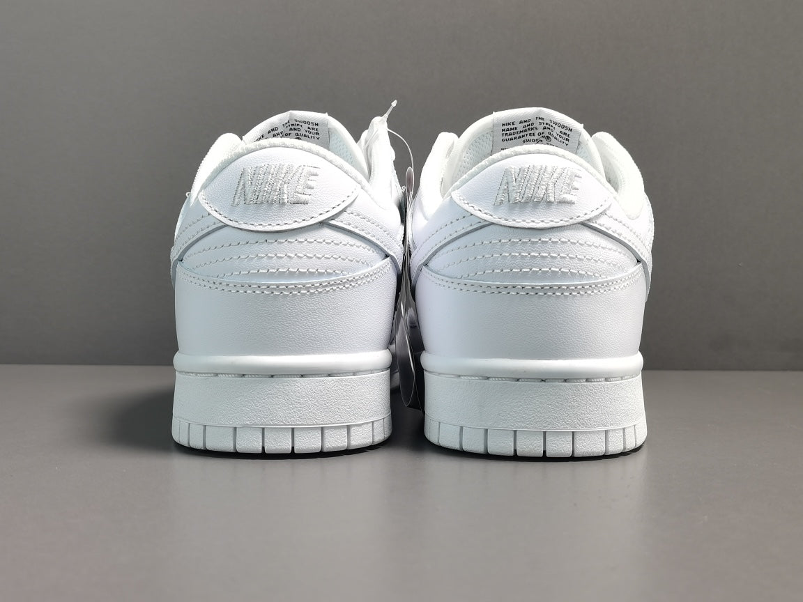 NIKE Dunk - Triple Sneakers - White Unisex Streetwear Limited Edition