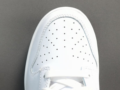 NIKE Dunk - Triple Sneakers - White Unisex Streetwear Limited Edition