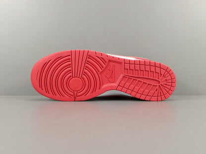 NIKE Dunk - Usc - White Unisex Streetwear Limited Edition - The Nike Dunk USC is a stylish and iconic sneaker paying homage to the University