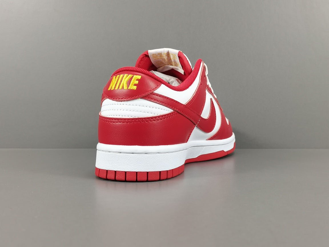 NIKE Dunk - Usc - White Unisex Streetwear Limited Edition - The Nike Dunk USC is a stylish and iconic sneaker paying homage to the University