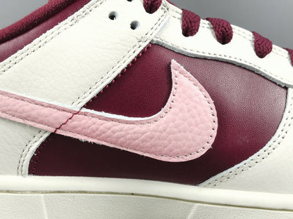 NIKE Dunk - Valentines Day Sneakers - Red Unisex Streetwear Limited Edition - Celebrate love and style with the Nike Dunk Valentine's Day edition. This special release sneaker
