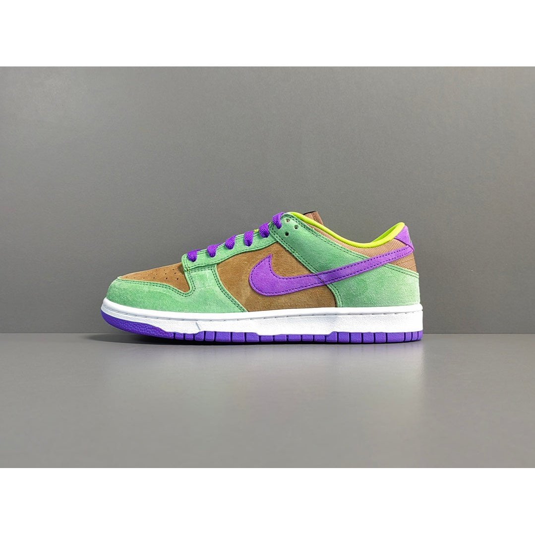 NIKE Dunk - Veneer Sneakers - Red Unisex Streetwear Limited Edition