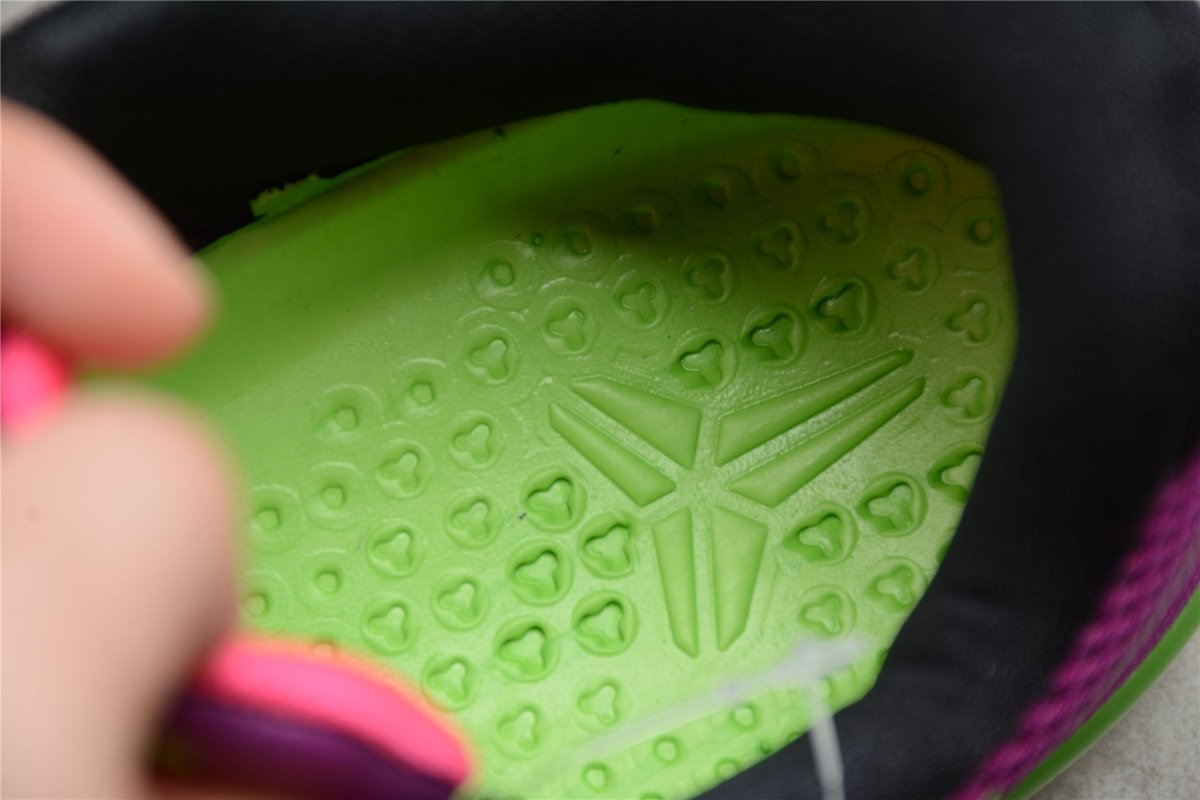 NIKE Kobe 11 Em Low - Mambacurial Shoes Unisex Streetwear Limited Edition