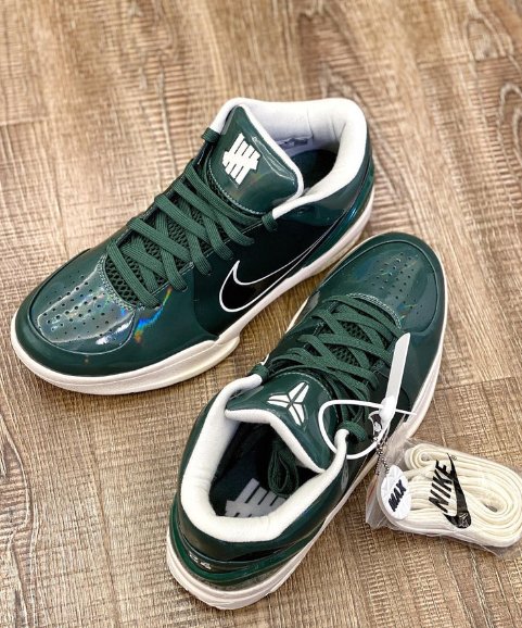 NIKE Kobe 4 - Undefeated Milwaukee Bucks Sneakers - Black Unisex Streetwear Limited Edition