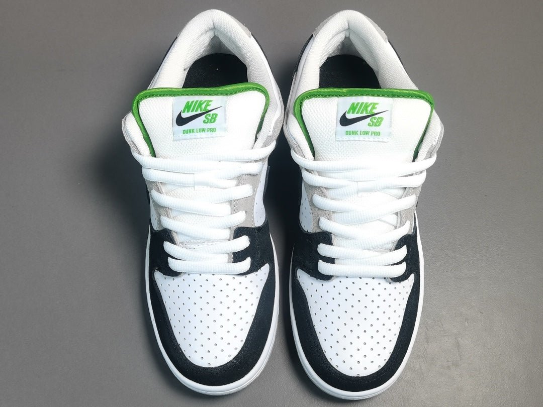 NIKE Sb Dunk - Chlorophyll Sneakers - Black Unisex Streetwear Limited Edition