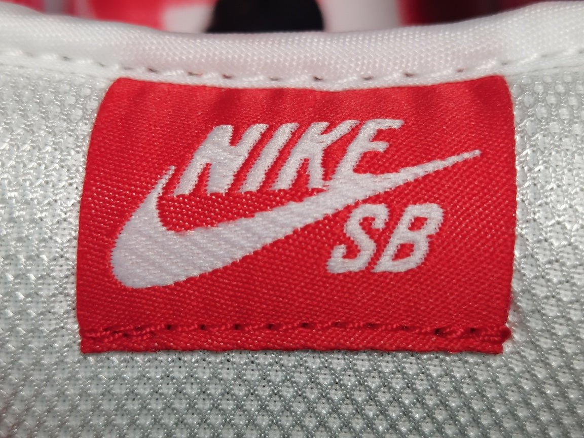 NIKE Sb Dunk - Concepts Lobster Sneakers - Red Unisex Streetwear Limited Edition