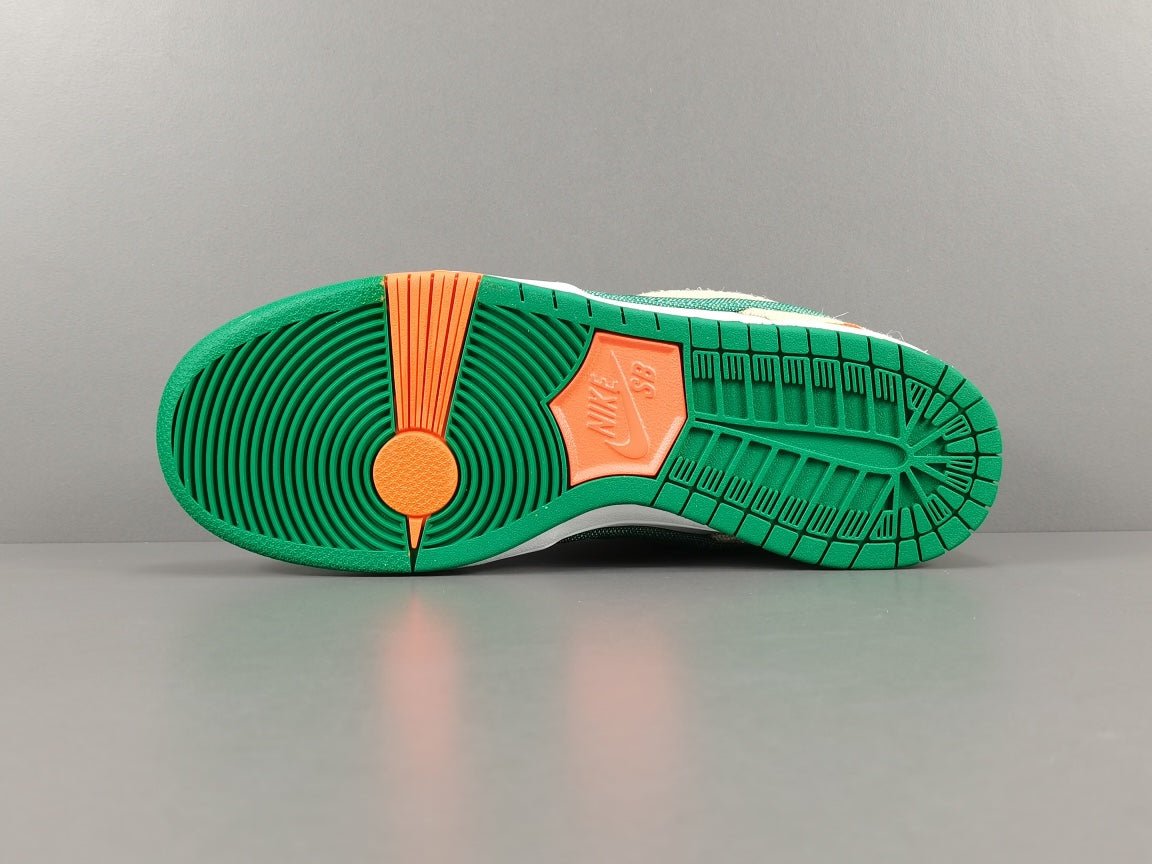 NIKE Sb Dunk - Jarritos Sneakers - Red Unisex Streetwear Limited Edition