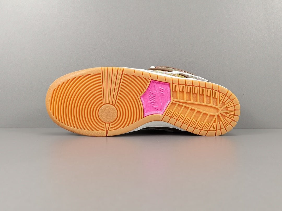 NIKE Sb Dunk - Paisley - Brown Unisex Streetwear Limited Edition