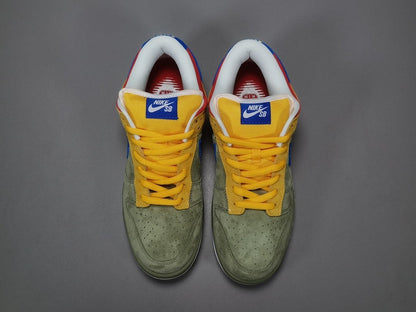 NIKE Sb Dunk - Puff N Stuff Sneakers - Red Unisex Streetwear Limited Edition