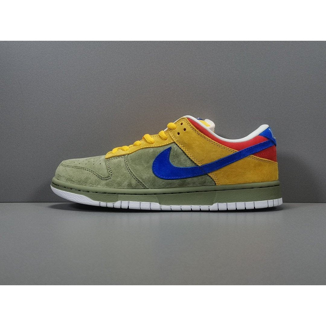 NIKE Sb Dunk - Puff N Stuff Sneakers - Red Unisex Streetwear Limited Edition