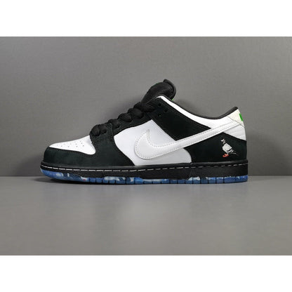 NIKE Sb Dunk - Staple Panda Pigeon Sneakers - Black Unisex Streetwear Limited Edition