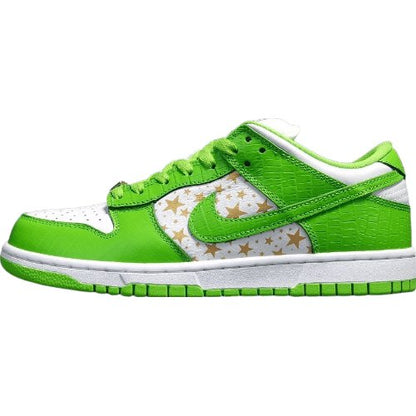 NIKE Sb Dunk - Supreme Stars Mean Sneakers - Green Unisex Streetwear Limited Edition
