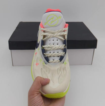 NIKE Zoom G.t. Cut 2 - Crosshairs - Red Unisex Streetwear Limited Edition - Introducing the Nike Zoom GT Cut 2 Crosshairs, a sleek and performance-driven sneaker designed for