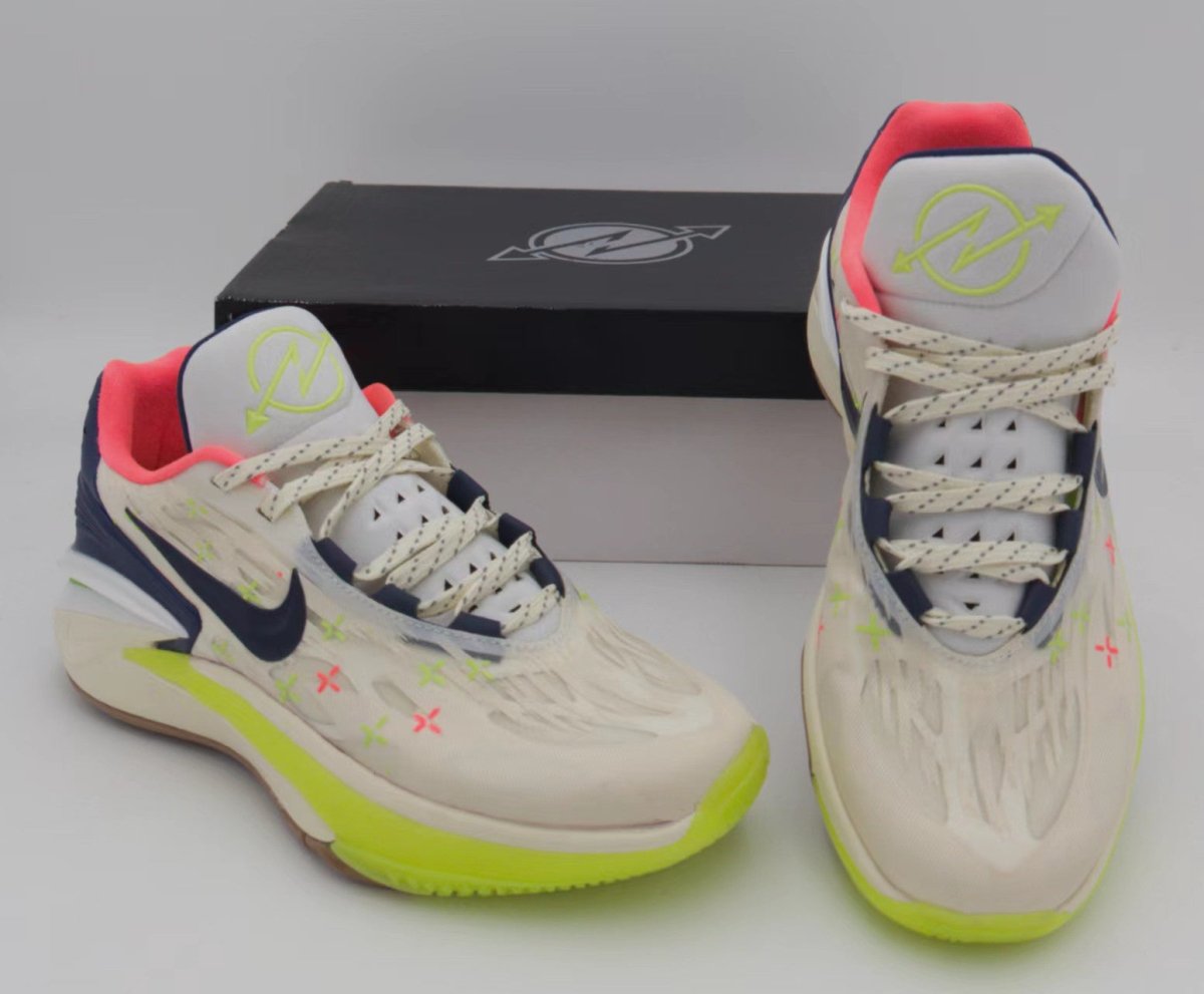 NIKE Zoom G.t. Cut 2 - Crosshairs - Red Unisex Streetwear Limited Edition - Introducing the Nike Zoom GT Cut 2 Crosshairs, a sleek and performance-driven sneaker designed for